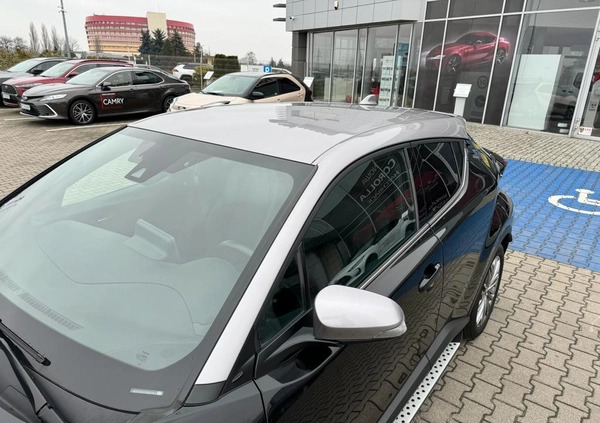 Toyota C-HR cena 114900 przebieg: 72649, rok produkcji 2021 z Kalisz małe 326